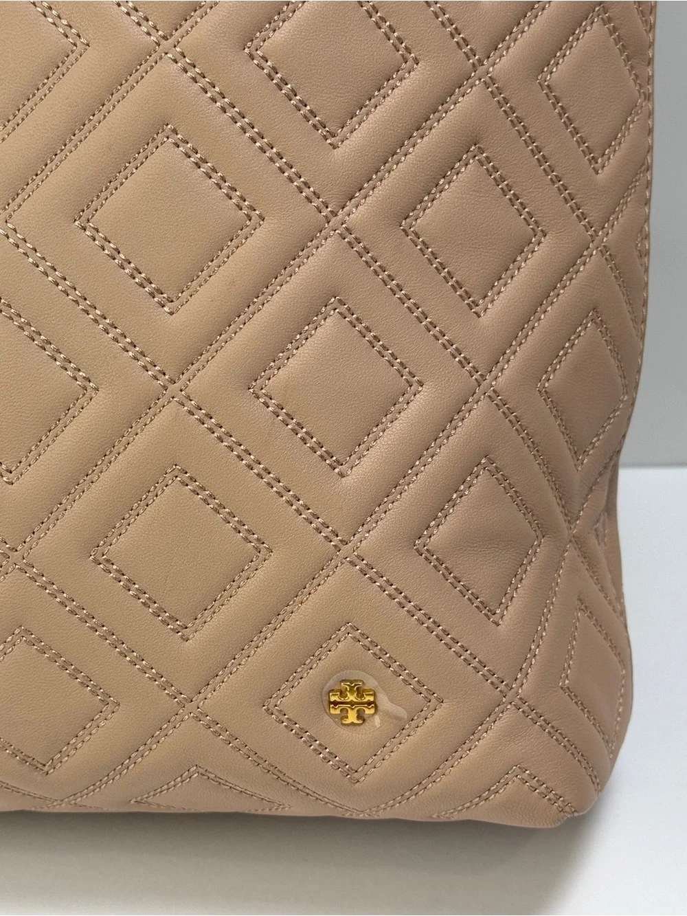 Tory Burch FLEMING Tote Quilted Leather Dual Chain Straps New Mink Like New